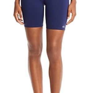 ALO - Navy 7” bike shorts - Sz S